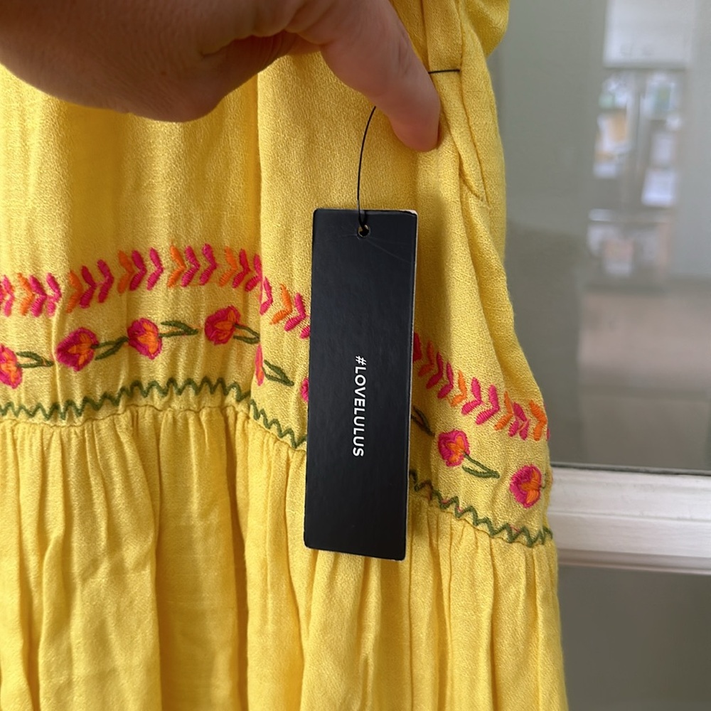Lulus NWT‎ Sunshine Delight Yellow Embroidered Mini Dress sz M - Picture 4 of 7
